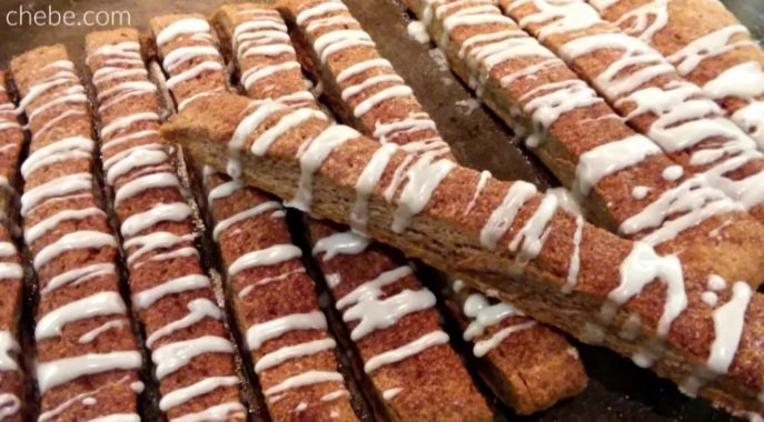 Chebe_Bread's tweet photo. Grain-free Chēbē Cinni Sticks 
Easy and delish! https://t.co/fWYEdRGZyT https://t.co/a4I0W0zoMs
