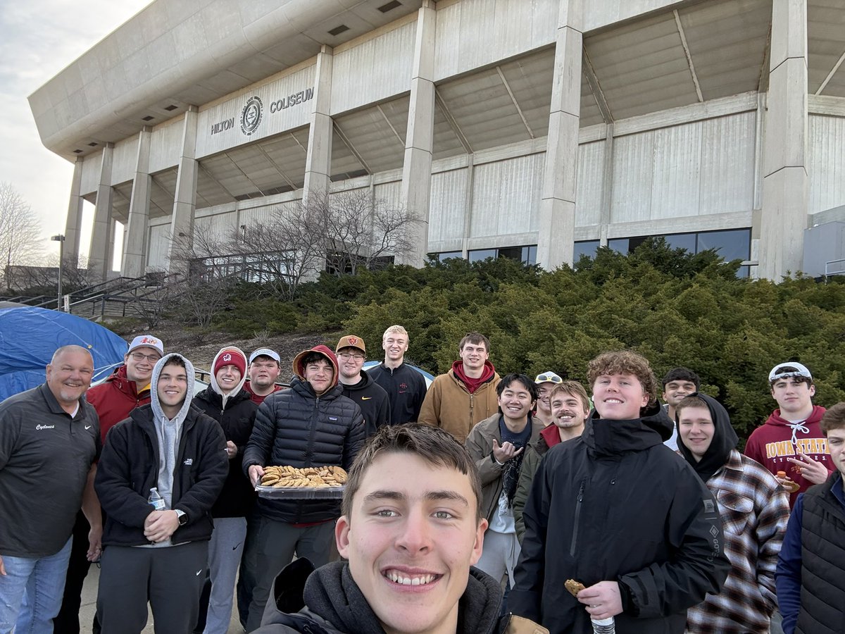 Mike Porth tweet media