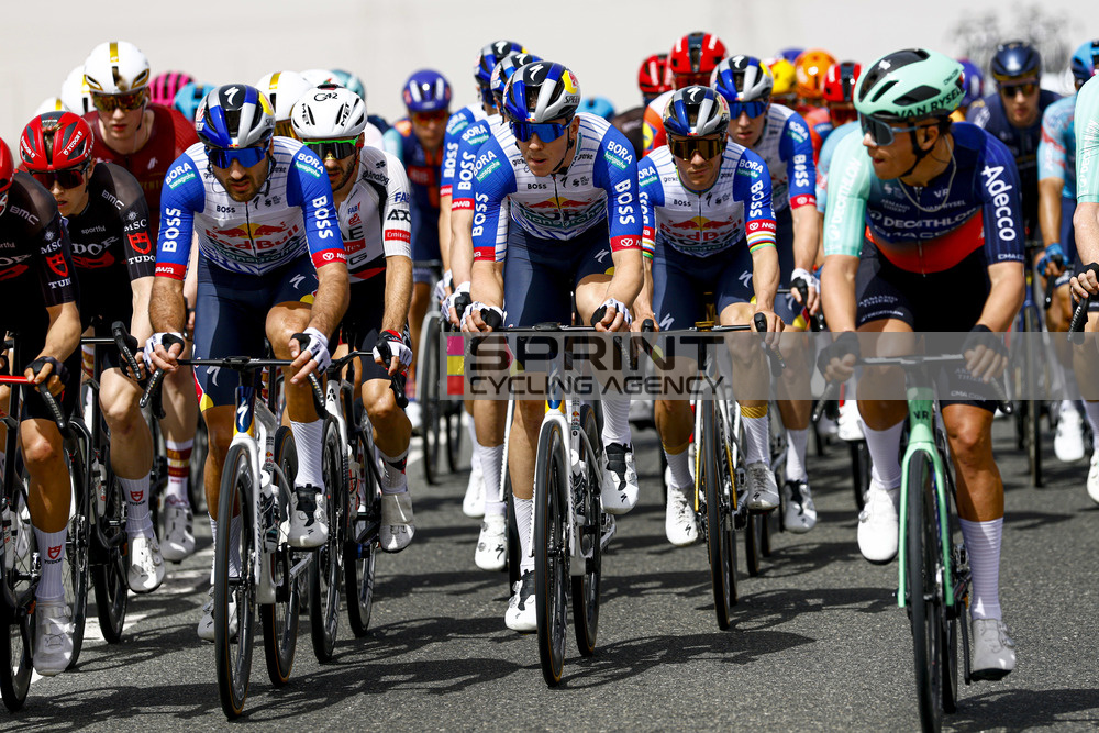 FanClubMoscon's tweet image. 📷 📷 📷 📷 Forza Gianni #Moscon 📷 📷 📷 📷 #giannimoscon #TrattoredellaValdiNon #redbullborahansgrohe #borahansgrohe #BORAhansgrohe2026 #rbh #rbhprocycling #UAETour #UAETour2026 stage 1