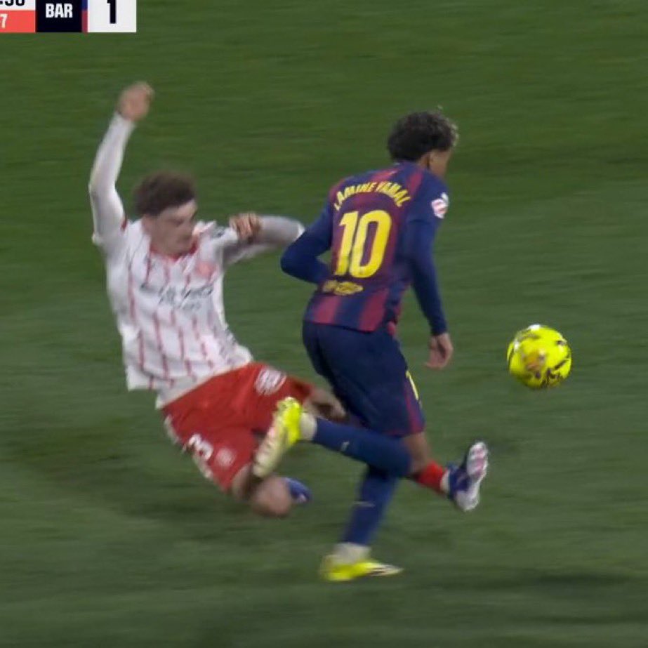 Vidu de Valery (VanatDefender) ❤️🤍 tweet media