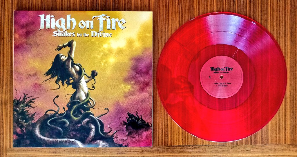 leevcleef's tweet photo. 💥
#NowPlaying Snakes for the Divine, the 5th studio album by 🇺🇲 heavy metal band #HighonFire, released Feb 24, 2010 via #E1Music.
#nowspinning #recordcollection #recordcollector #vinylcollection https://t.co/JvdhdxQOEZ