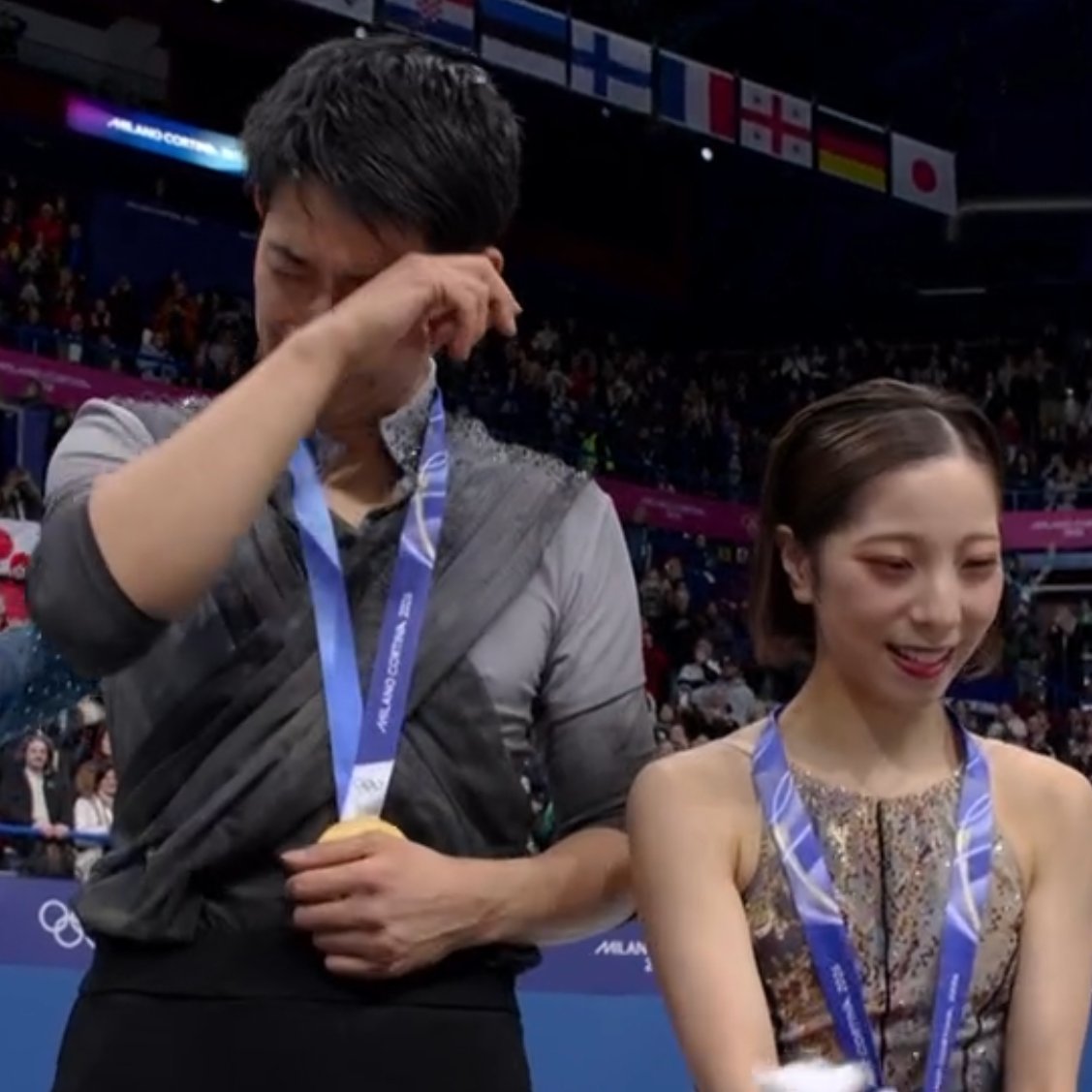 cheyuzu's tweet photo. ryuichi really cant stop crying omg 😭😭 https://t.co/pIdcbCEsDN