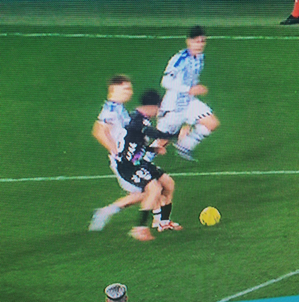 <a href="/MalagaCF/">Málaga CF</a> <a href="/famadesa_/">Famadesa</a> Por respeto al malaguista, a la historia del <a href="/MalagaCF/">Málaga CF</a> al fútbol, sacad un comunicado denunciando este ROBO.