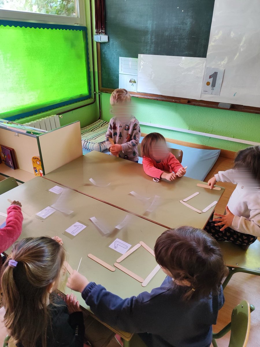 CEIP Claudio Sánchez Albornoz (Alcorcón) tweet media