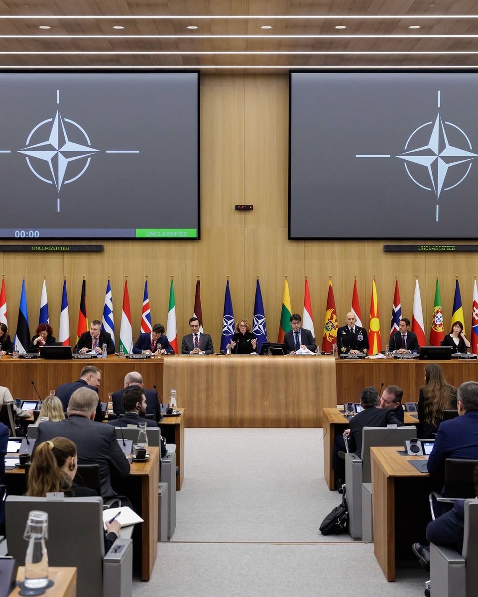 ItalyatNATO's tweet photo. We hosted today 🇮🇹 MPs who took part in the @natopa “𝐓𝐫𝐚𝐧𝐬𝐚𝐭𝐥𝐚𝐧𝐭𝐢𝐜 𝐔𝐧𝐢𝐭𝐲 𝐚𝐧𝐝 𝐒𝐭𝐫𝐨𝐧𝐠𝐞𝐫 𝐂𝐨𝐥𝐥𝐞𝐜𝐭𝐢𝐯𝐞 𝐃𝐞𝐟𝐞𝐧𝐜𝐞” meeting with the North Atlantic Council to exchange on key priorities for the Alliance.

@L_Cesa thank you for your visit! https://t.co/8bX25K37Jm