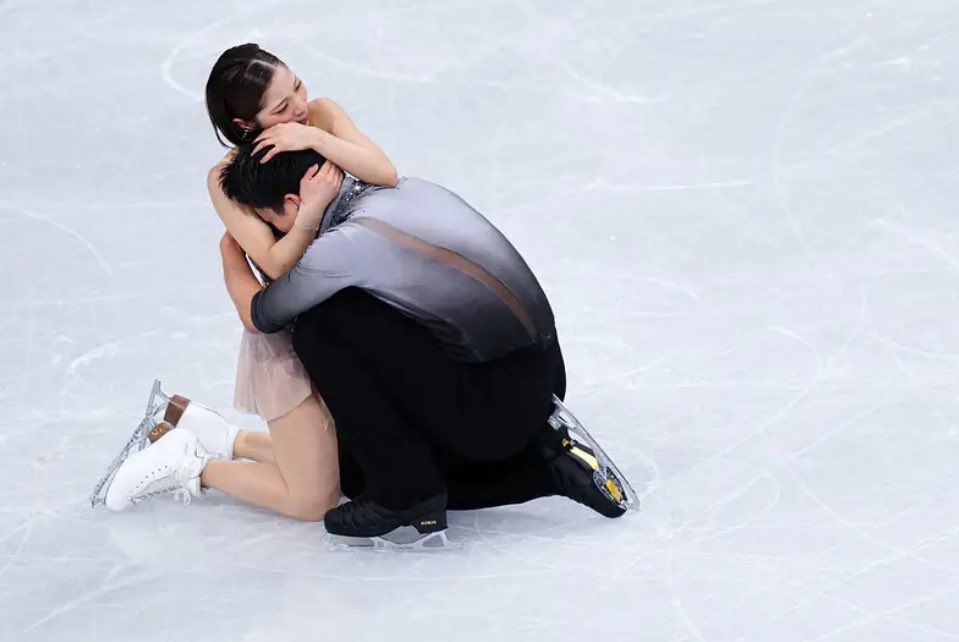 HE COULDN’T STOP CRYING 😭😭😭