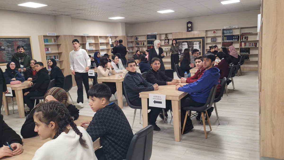 hcyfl04's tweet photo. İl genelinde “Mehmet Âkif Ersoy’u Anma” programları kapsamında düzenlenen “Korkma Gençliğin Ruhu Burada!” temalı bilgi yarışmasında okulumuz il'de 1.olup, Erzurumda düzenlenecek bölge finaline katılmaya hak kazanmıştır. Emek veren öğretmen ve öğrencilerimizi kutlarız 👏 https://t.co/iClaaTKCNz
