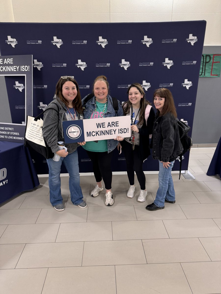 Kristen Sears tweet media