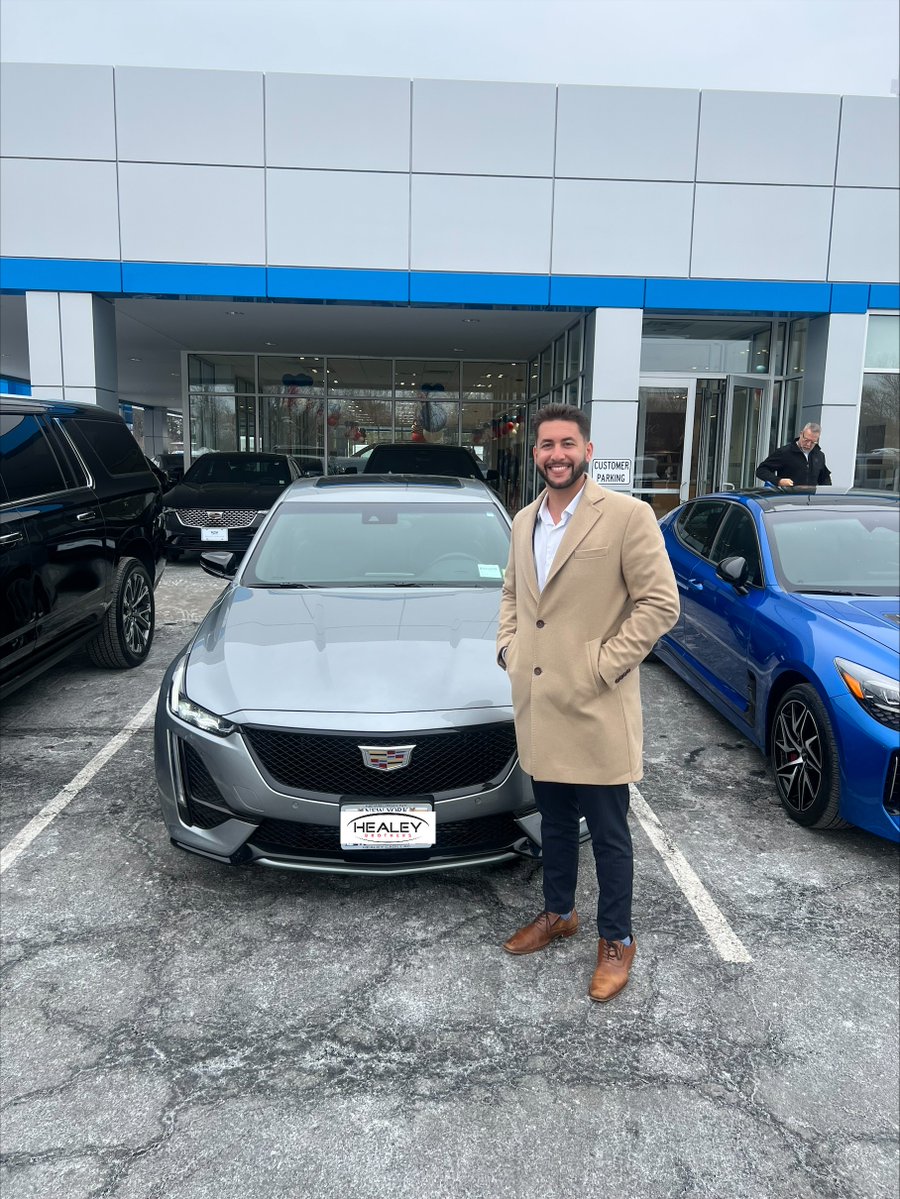🎉 Congrats to Lucas on his new ride at #HealeyBrothers Cadillac! 

Big thanks to Christian for making it happen.