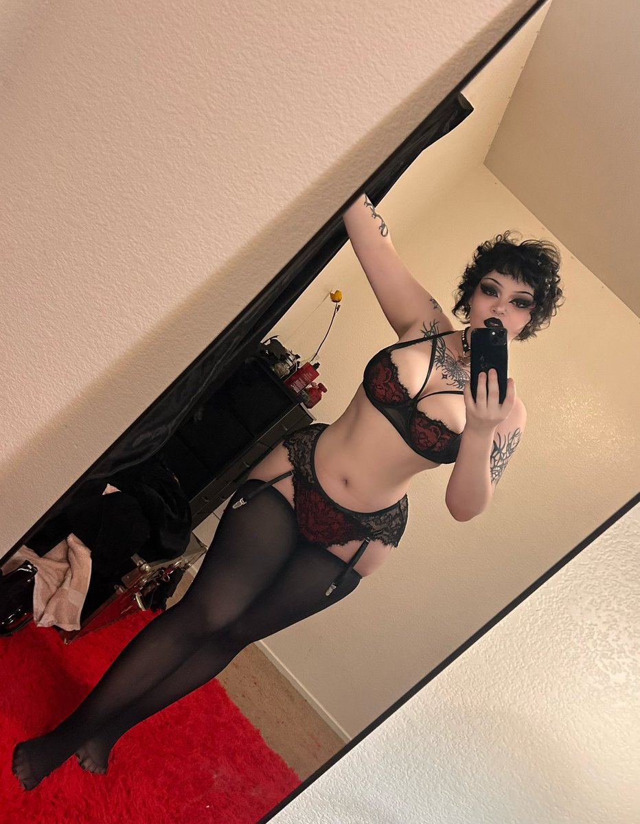 🖤🌹