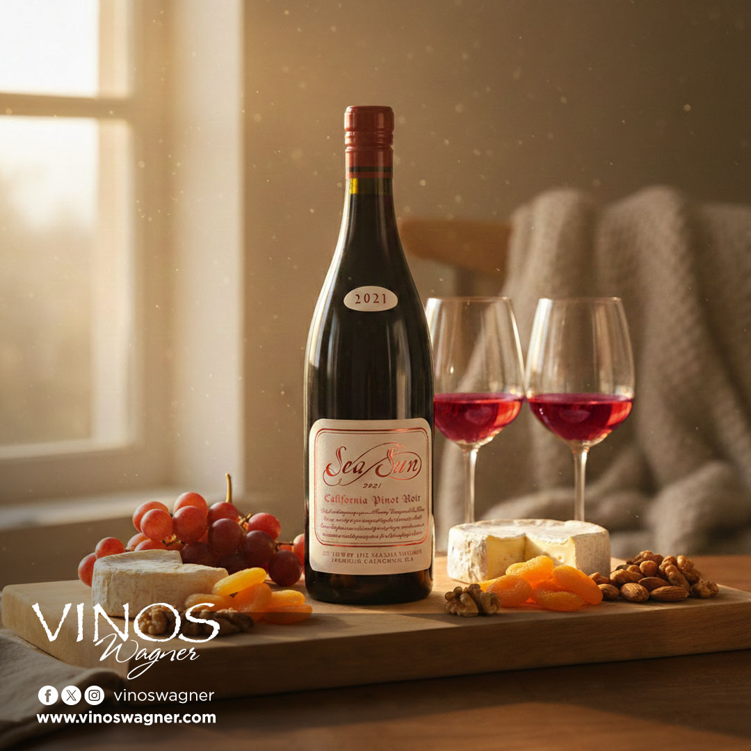 Para esas tardes donde el sol de invierno nos regala calidez. 🌤️ Sea Sun Pinot Noir es suavidad y elegancia en cada copa.

vinoswagner.com
#VinosDeCalifornia #Vinotinto #winetime #winelovers #wine #vinospremium #sommelier #californiawine #vino #napa #napavalley #winetime