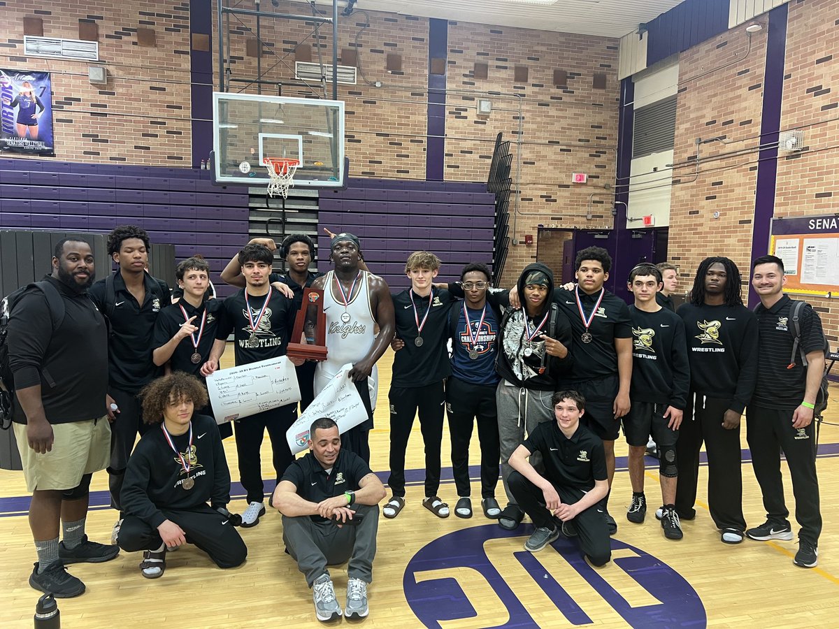 Oakleaf HS Athletics #KnightNation tweet media