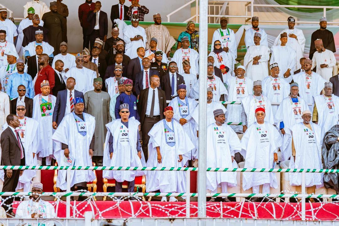 Allah yadda kabamu MULKI a 2023 batare da munada ko kansila ɗayaba, wadda muka zaba suka butulce mana Kuma suka butulcewa ni'imar ka, muna rokan ka da kasake hade Kan wadan nan mutane gaba dayansu ka kayar mana dasu a 2027, Allah Dan buwayarka kasake nuna ikonka akan abunda Kaine