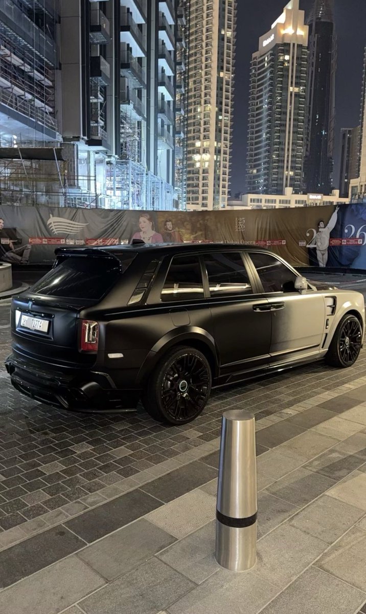 Can I get a GN? 🖤