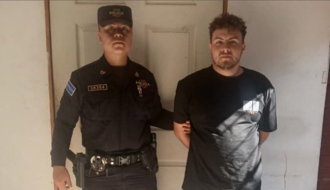 #ElSalvador || Capturan a conductor señalado de atropellar a adulto mayor y darse a la fuga en Chapeltique

Detalles 👉 radioyskl.com/2026/02/14/cap…