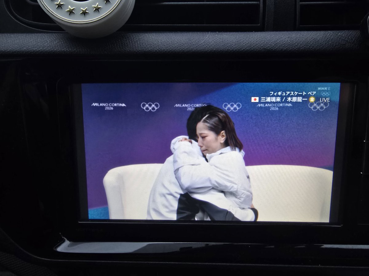 ノッペリFEイス@転ｽラわ神 電線触ってます tweet media