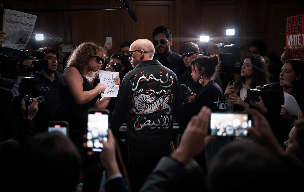 PLUS212 ® tweet media