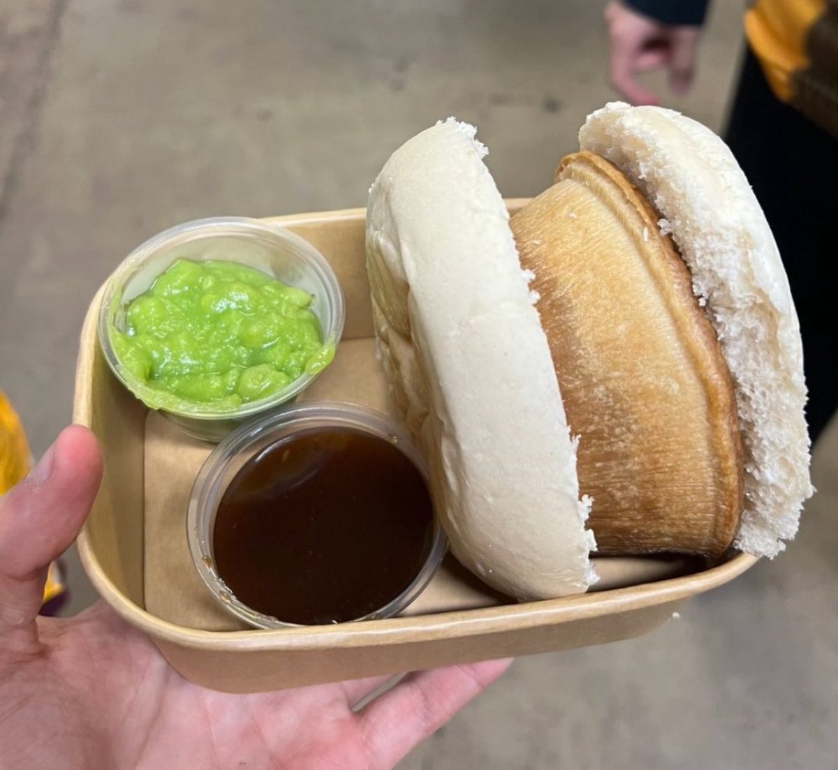 FootyScran's tweet photo. Wigan kebab/pie in a barm appreciation post 🙌 https://t.co/QkPWc6Jjoc