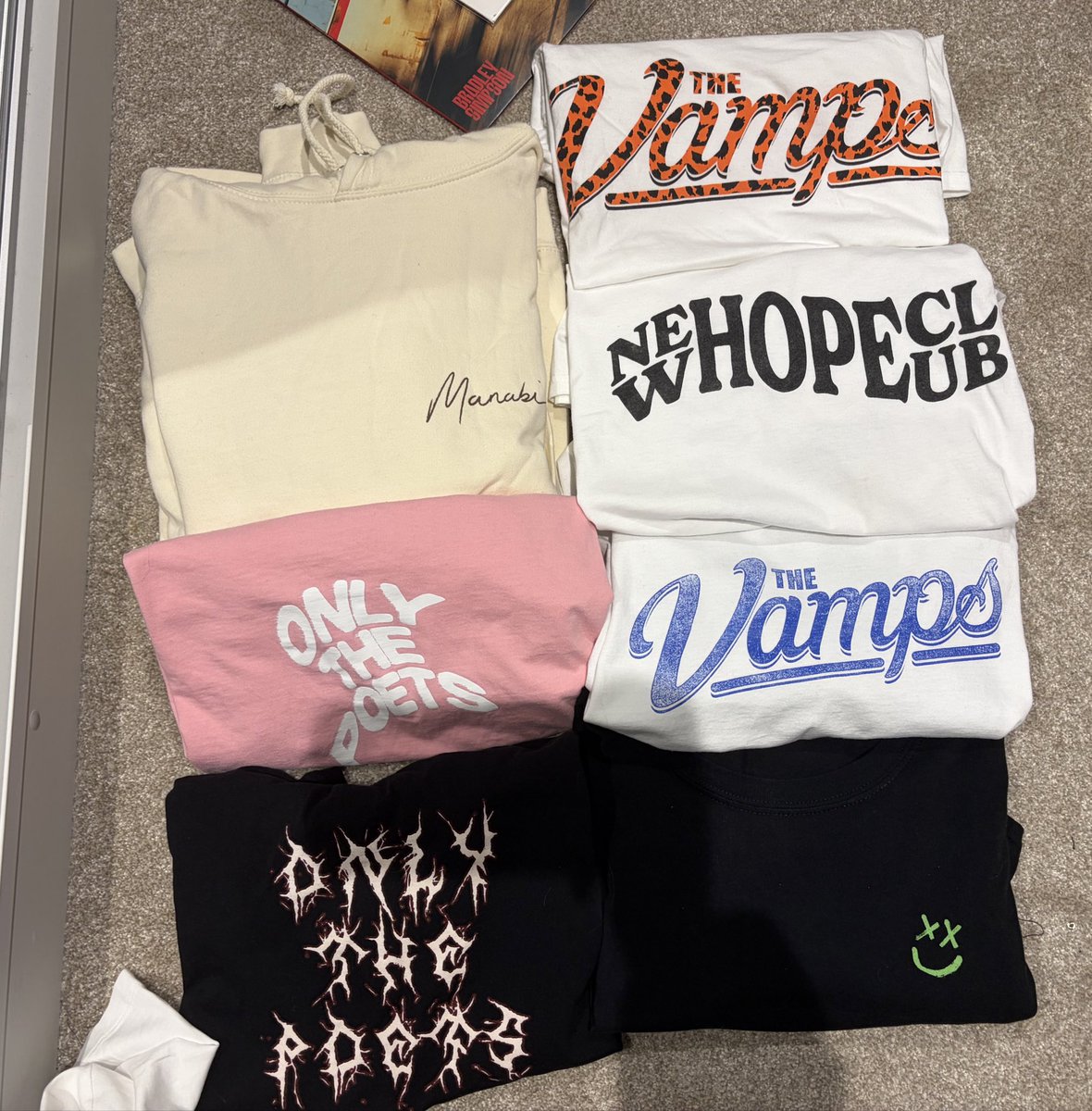 ycdmagic's tweet image. Selling some old merch and vinyls because I’m broke af, dm for more info x