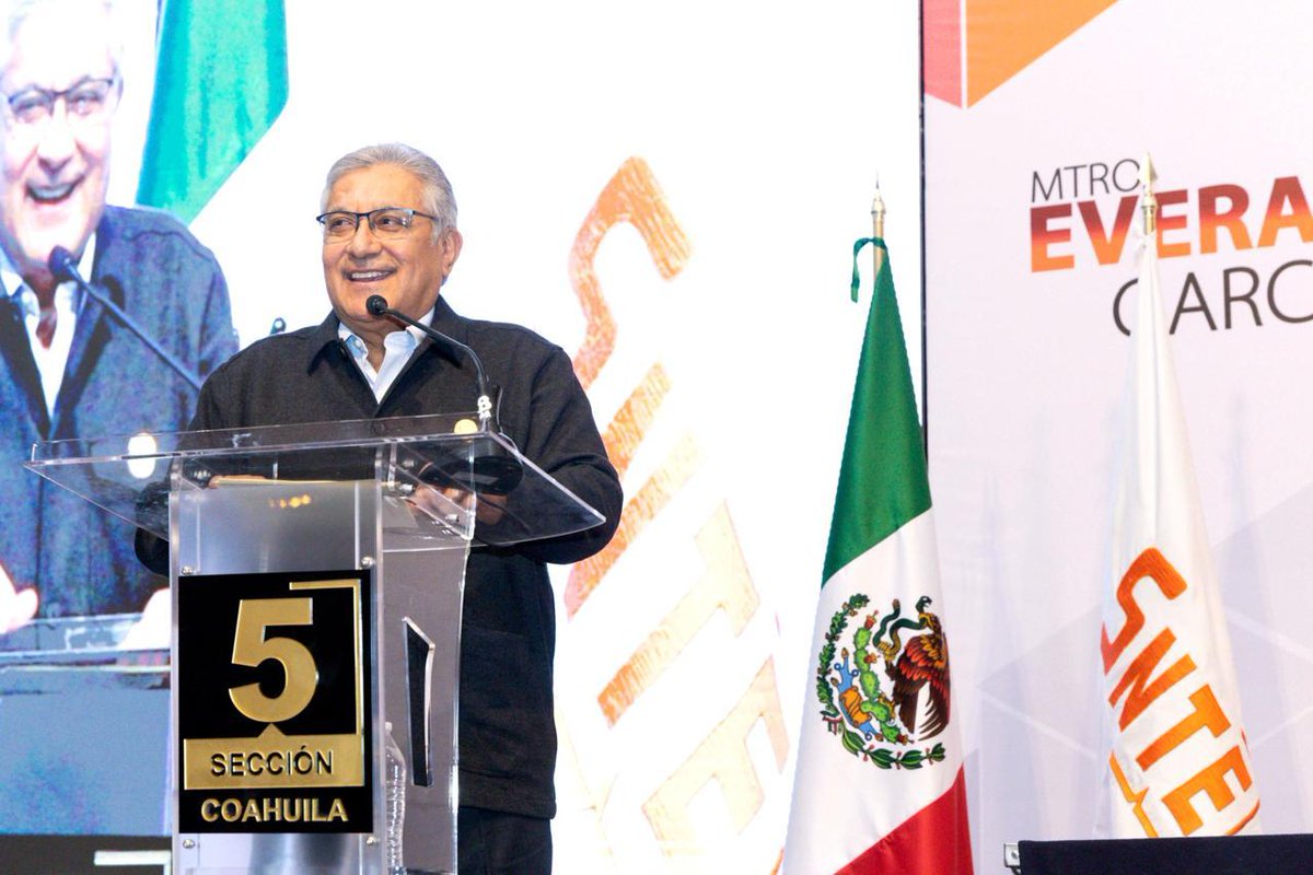 RamirezMiguel64's tweet photo. El Srio. Gral. del #SNTE, Mtro. Alfonso Cepeda Salas, estuvo en Arteaga, Coahuila, para participar en el X Pleno Extraordinario de la #Sección5, dirigida por el Prof. Everardo Padrón García. Destacó que la unidad de los trabajadores de la educación es la fortaleza del #Sindicato. https://t.co/fLBE1fQTxy