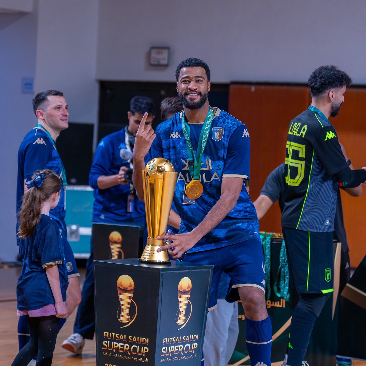 NawafArw's tweet image. أبطال كأس السوبر السعودي لكرة قدم الصالات 25/26

🏆🖤💙🐆We are the champions

#العلا #SuperCup