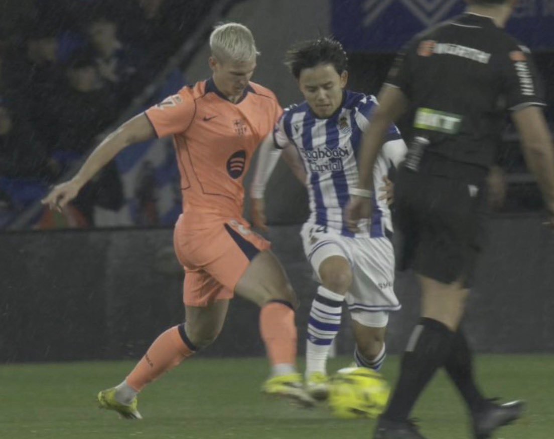 madridblaugrana's tweet image. Olmo Real sociedad.    Kounde Girona
FALTA.                                          SIGAN