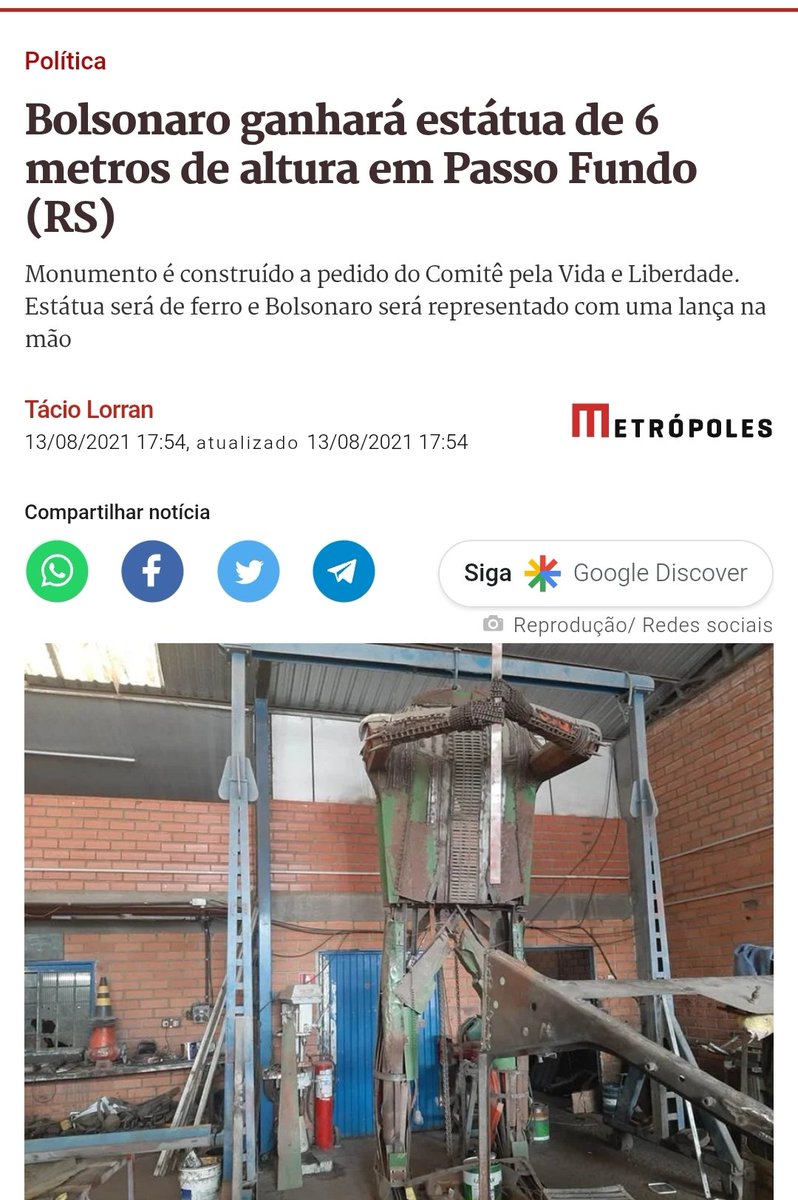 Carlos APODman tweet media