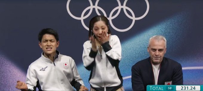 LunatikaLullaby's tweet photo. Ma I #Giapponesi Hanno Slayato Nel Pattinaggio !!! Hanno Fatto L' Esibizione Più Bella E Intensa. Anche La Reaction Meme. ❤️👏🏻 #OlimpiadiInvernali2026 https://t.co/xju5d8NFi1