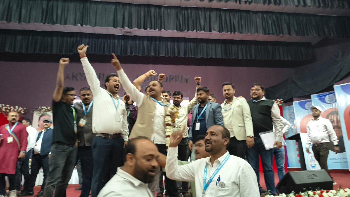 Yesterday in the 13th Triennial Conference of AIRRBOF (<a href="/IndiaAll35898/">ALL INDIA REGIONAL RURAL BANK OFFICERS' FEDERATION</a> )heldat Ranchi Com. Basawraj and Com. Bholendra Singh (<a href="/BPSingh___/">BP Singh</a> )is elected as President and General Secretary respectively.
Congratulations to all.🌹💐