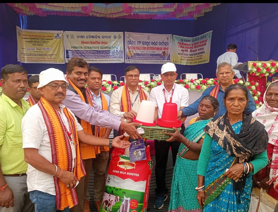 SDVORairangpur's tweet photo. Training &amp; Farmer-Scientist Interaction Meet cum Input Distribution Developement Action Plan for SC &amp; ST Kusumi Block in presence of Director ICAR_NIANP &amp; Dean of Research OUAT Bbsr @farddepartment @dahvsodisha @icarindia @GokulanandaBJP @DM_Mayurbhanj https://t.co/7zINGJJkpZ