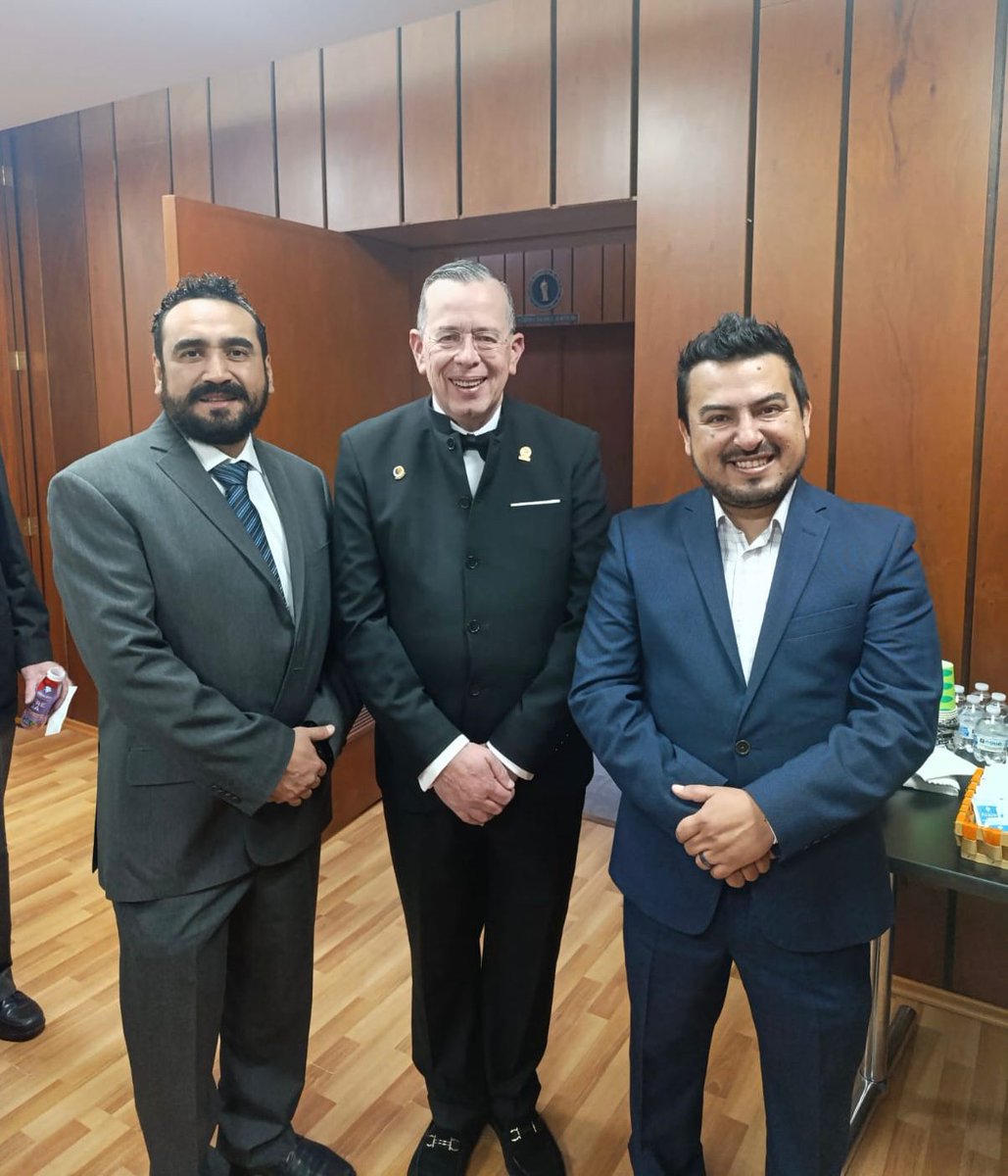 AComaem's tweet photo. 🎓📍 COMAEM presente en la Sesión Extraordinaria de Inauguración PRONADAMEG – Sede Morelia
🩺📚En este importante evento académico participó el Dr. Julio César Gómez Fernández, Presidente del COMAEM.
#COMAEM #PRONADAMEG #AcademiaNacionalDeMedicina #EducaciónMédica https://t.co/8ZQqAuvvhq