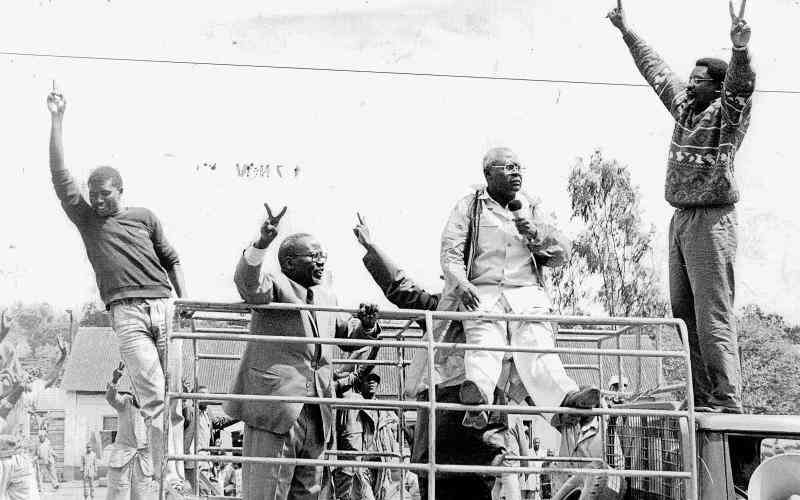 MaasaiNation's tweet photo. @_KasKazini Am saying… courage doesn’t hide and peep https://t.co/upnQVLjyCF