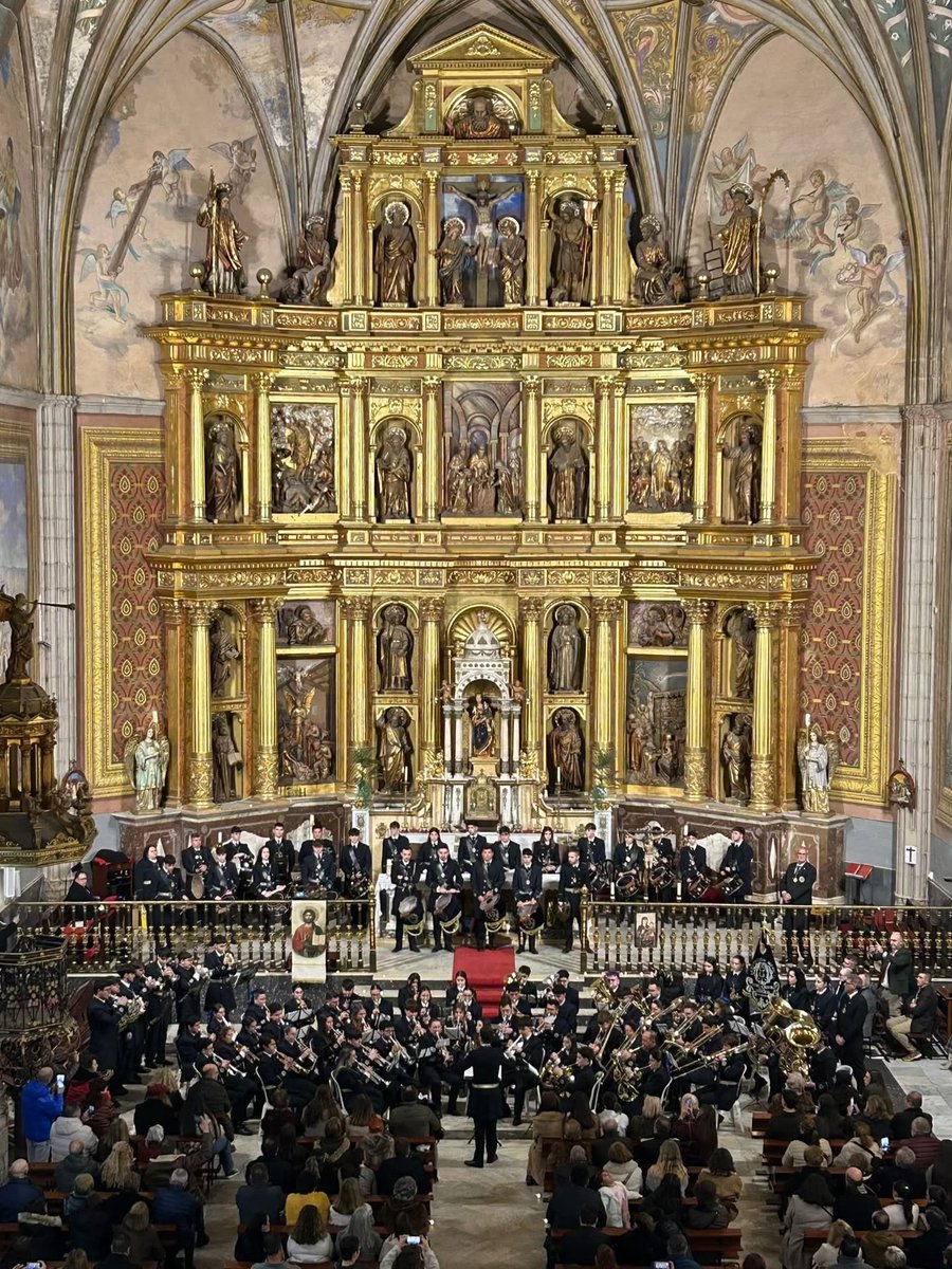 Agrupación Musical Santísimo Cristo de la Merced tweet media