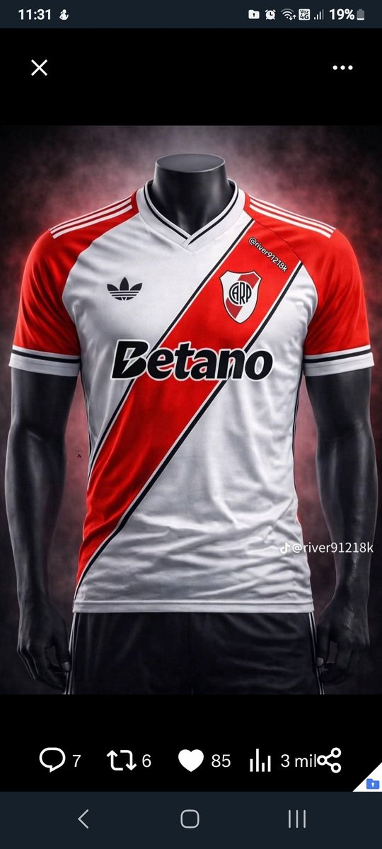 Chechocolomba's tweet photo. @_mundocarp_ @anellogaby @SuperMitre Esta debería ser la camiseta... https://t.co/Ye7TATm6IB