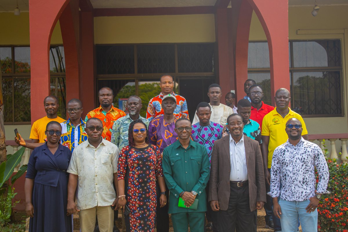 Csir_Crops's tweet photo. The CSIR-Crops Research Institute (CRI) has organized a two-day training program for youth on modern agricultural practices, aimed at promoting technology adoption, strengthening seed systems, and enhancing collaboration between researchers and farming communities. https://t.co/9gUxfUN1mp