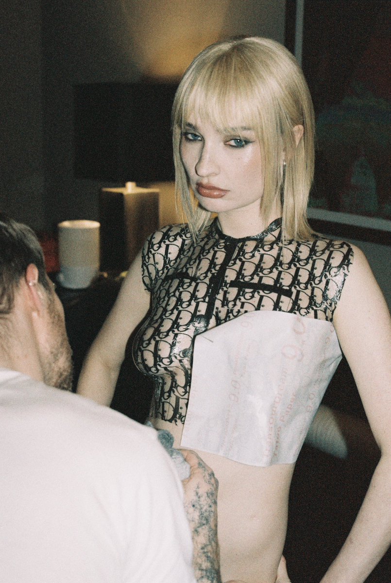 kim petras tweet media