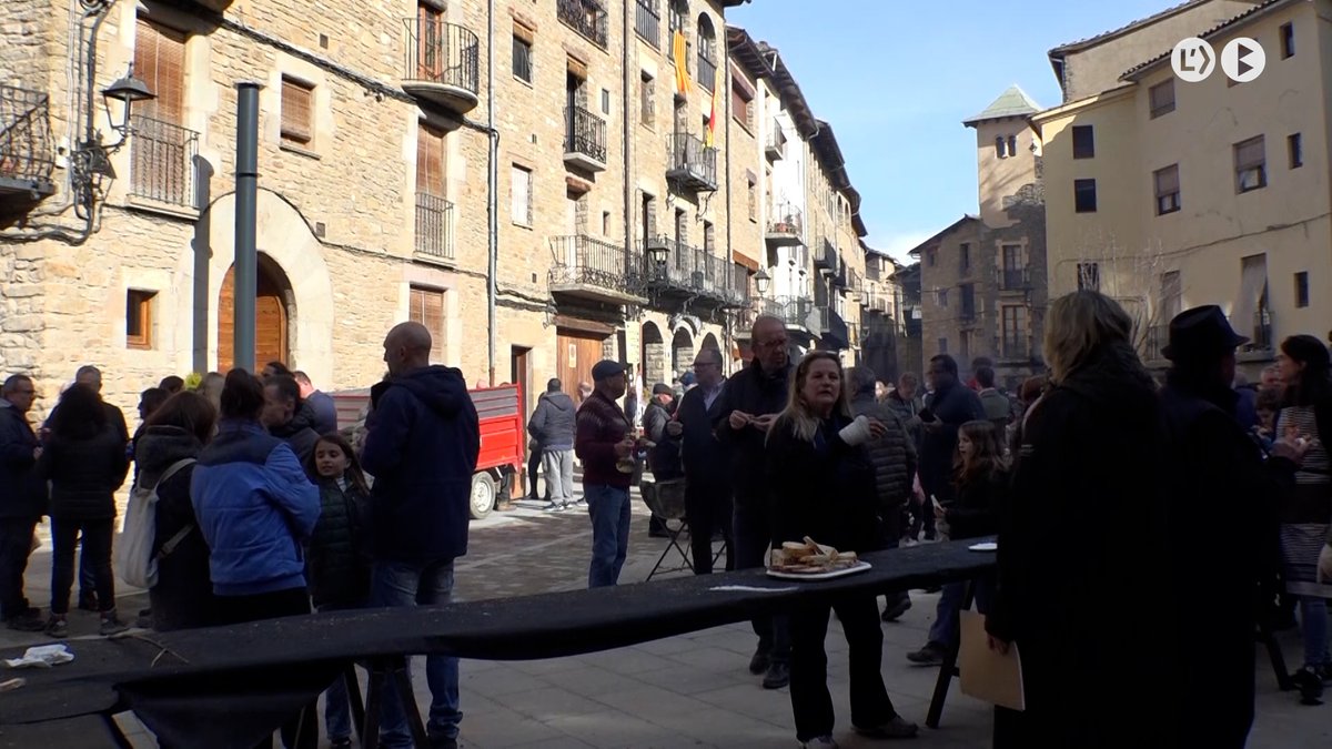 🔵 Borredà manté viva la tradició amb la Matança del Porc
▶️ youtu.be/tdWR2uIDaVI

#linformatiu #catcentral #alacarta