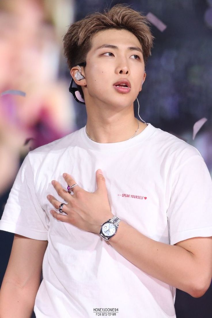 KatRous24's tweet photo. 💜💜💜
WE LOVE YOU RM
ARMY ALWAYS PROTECT RM
PURPLE RIBBON FOR RM 
DEAR RM YOU ARE LOVED
#ArmyStandWithRM #ShieldNamjoonWithLove #PurpleRibbonForRM #WeProtectRM #RMIsLovedGlobally #Namjoon #BTSRM #김남준 https://t.co/K0uS8G13YZ