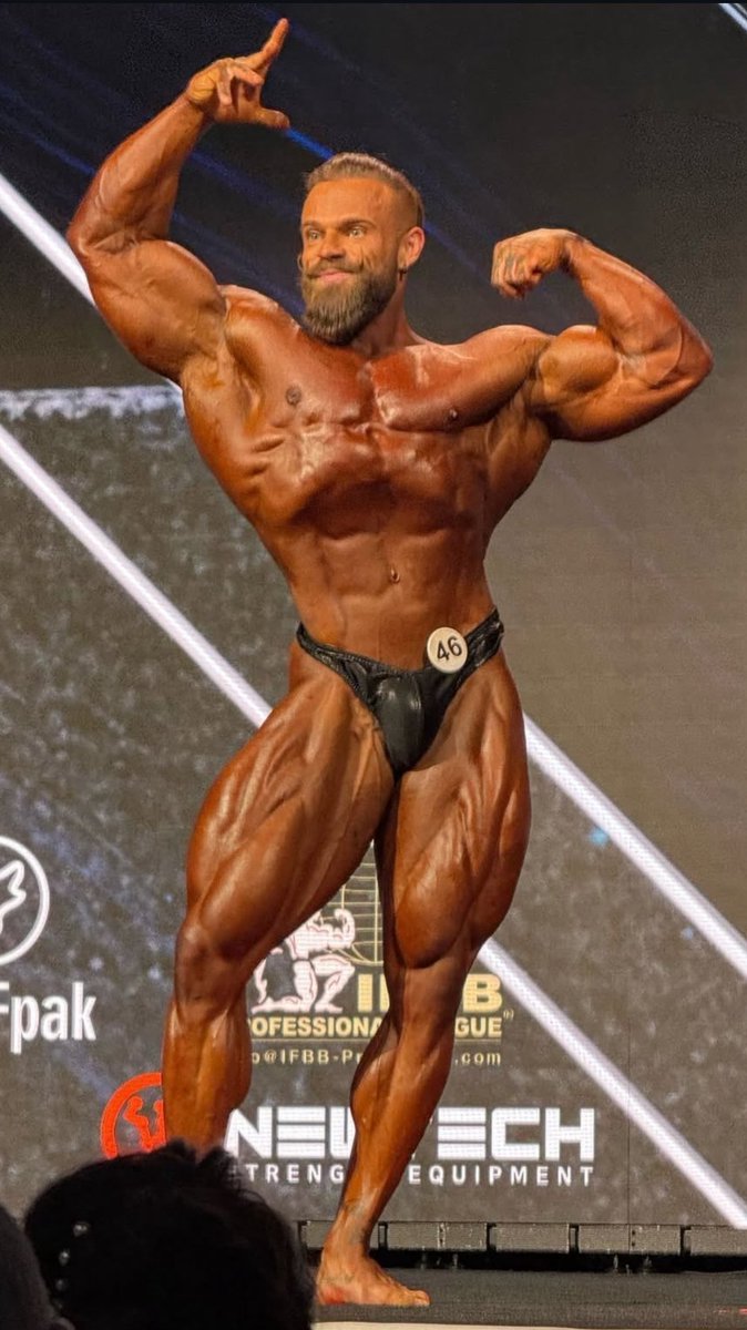 Muscles Anarchy tweet media