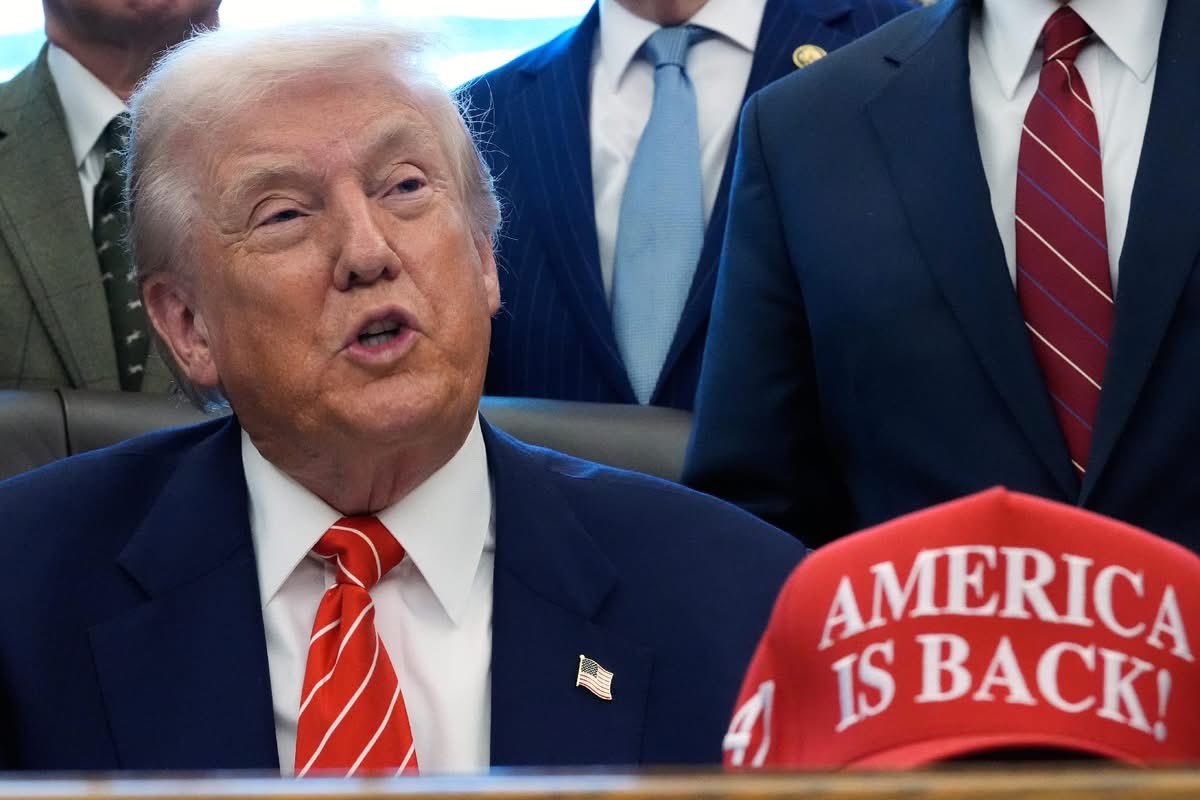 On this Presidents Day, how do you think President Trump is doing?

✅ For those approving, please cite your reasons why. 
❎ For any who disapprove, please provide specific examples.