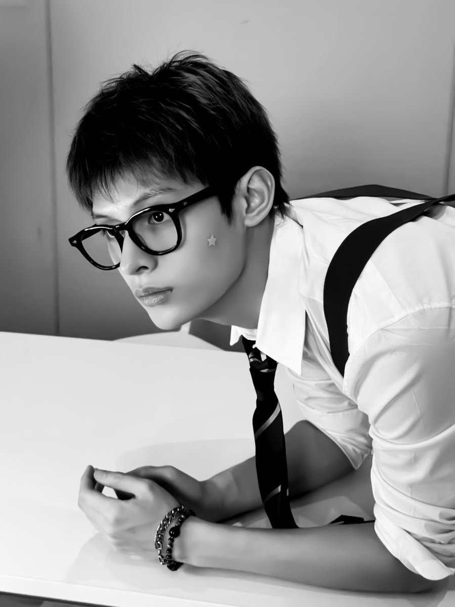 james pics tweet media