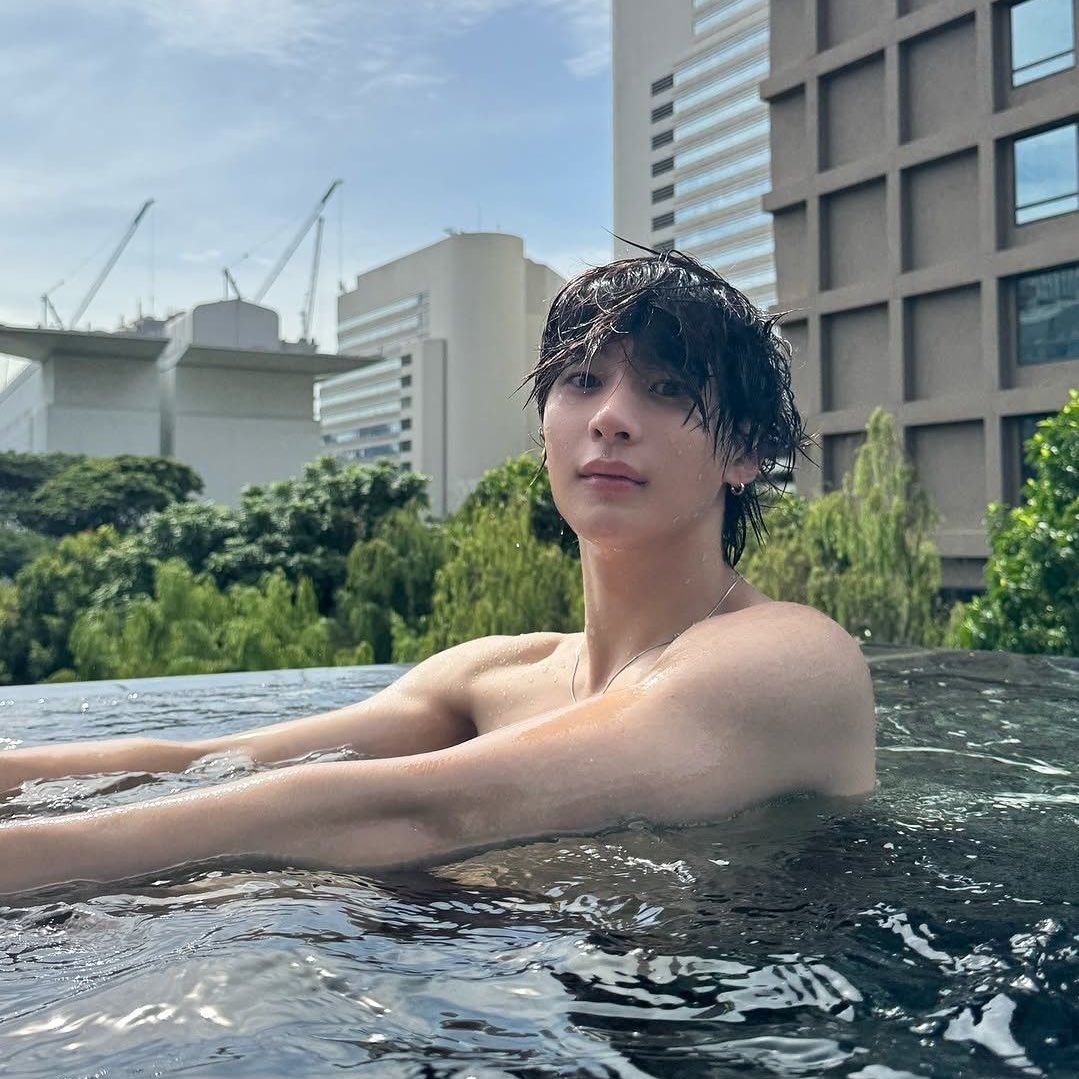 ไม่มีอะไรดีเท่าแอนตันตอนอยู่ไทยแล้วว่ะ ฝรั่งโคตรฮอต