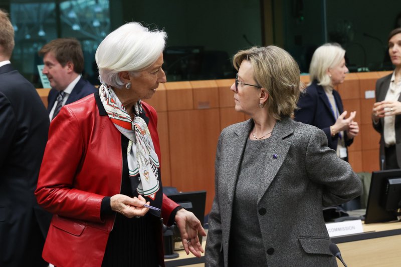 Christine Lagarde tweet media