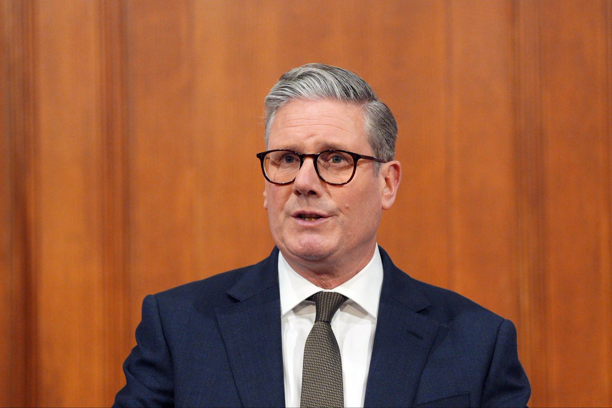 🚨BREAKING: Starmer U-turns AGAIN  

Labour forced to hold ALL 30 council elections in May after Reform UK won a court case. 

Taxpayers now footing Reform’s legal bill.