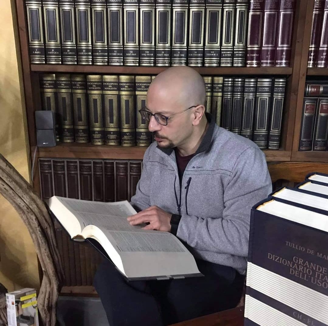 Tempo e azione con <a href="/Treccani/">Treccani</a> 

Dedizione, amore, memoria...