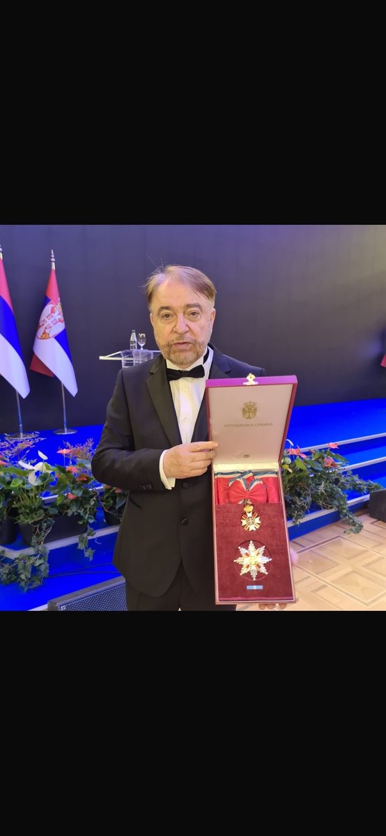 Dragi prijatelju, ako smem sebi da dopustim, da izrazim svoj skromni stav, i od srca ti čestitam današnji orden, jer posle 25 godina poznanastva, čvrsto sam ubedjen da si jedan od retkih profesora BU,ko je istinski zaslužio ovo najviše priznanje Republike Srbije! P.S.Manje