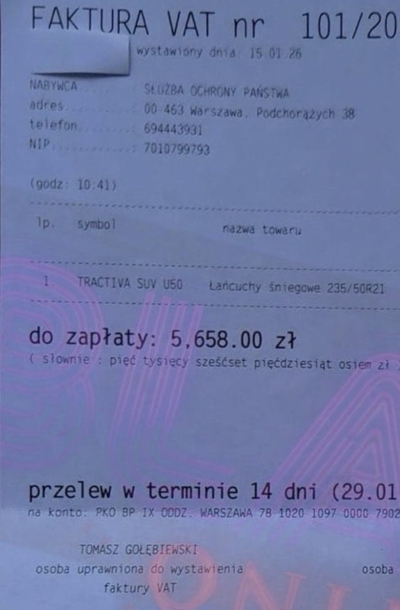 Pamiętacie? Według naszego rozmówcy taki rozmiar kół nie występuje w pojazdach pozostających we flocie SOP. Jeśli te informacje się potwierdzą, pojawia się pytanie, czy publiczna instytucja kupiła sprzęt używany podczas prywatnego wyjazdu szefa rządu D. Tuska? 

Dzisiaj zwolniono