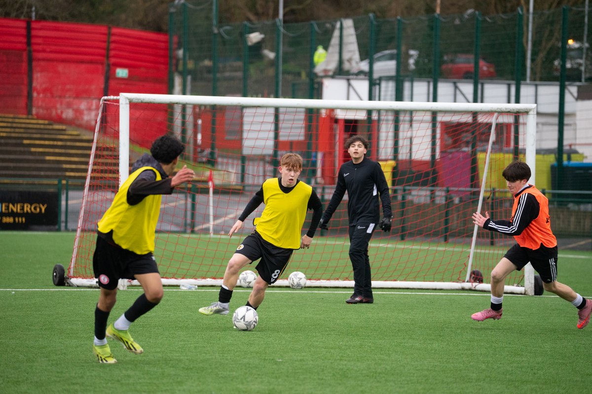 Redditch United tweet media