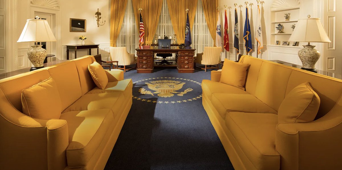 JxhnBxnder's tweet photo. sorry to the haters but the nixon oval office went so hard https://t.co/ac5cUUCfI2