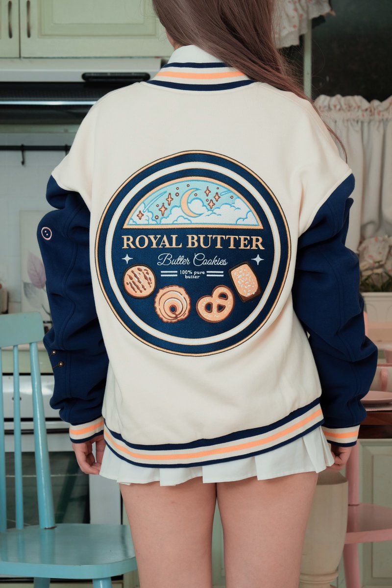 meyoco_'s tweet photo. planning to bring back previous varsity jacket designs 🍪🧈🍞🥖 https://t.co/YO8ouANMR3